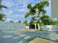 Charming 3-bedroom bungalow with AC, WiFi and bonfire in enjoyable Amadeo Hotels in Amadeo