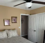 Private Pool Home minutes to Laughlin Casinos, Colorado river, Lake Mohave.