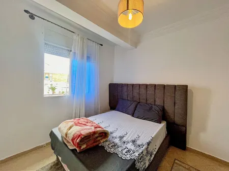 10min to the Airport! Private apartment, bright and quiet