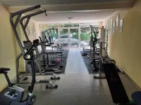 Central, 1 Bed Apt, 3 Yassen