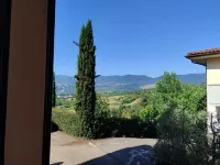 A Pochi Passi dal Chianti, Immersi nel Verde con Animali Ammessi Hotels in Cavriglia
