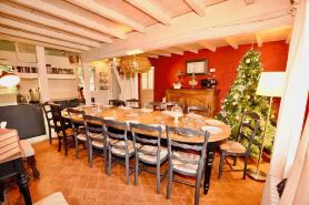 Entre deux baies charming villa surrounded by a magnificent garden