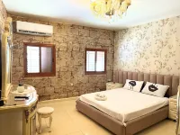 Seascape Family Home in the Heart of Old Acre