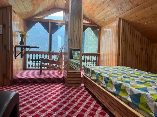 Estrella Homes - Private Cottage in Kullu Manali with Orchard