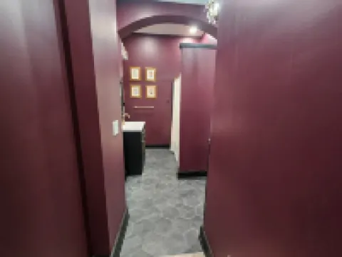 The Plum Parlor - Moody Victorian Studio with Timeless Charm