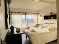 CALIFORNIAN VILLA 5 MINUTES FROM THE PALAIS DES FESTIVALS