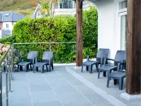 Luxury beach-front House with fantastic sea views in Woolacombe with parking Hotels in Woolacombe