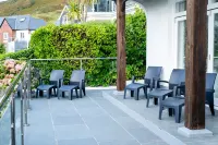 Luxury beach-front House with fantastic sea views in Woolacombe with parking