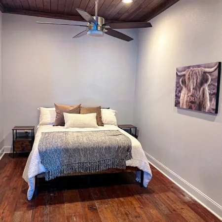 Spacious Luxury Condo in the Heart of Downtown Hammond!