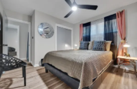 Cozy Home- 4 mins from the airport- 10 min from Downtown Atlanta