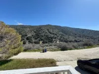 Charming 3-bedroom house with AC and WiFi in welcoming Frazier Park Hotels in Frazier Park