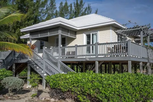 Sand Dollar Cottage 2 Bedroom Cottage - parking