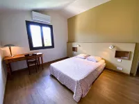 Villa Avec Piscine et Grand Jardin Proche Centre Ville