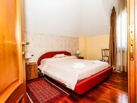 Prestigious 70sqm near Milan/Rho fiera/Airport Hotels in Legnano