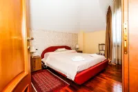 Prestigious 70sqm near Milan/Rho fiera/Airport Hotels in Legnano