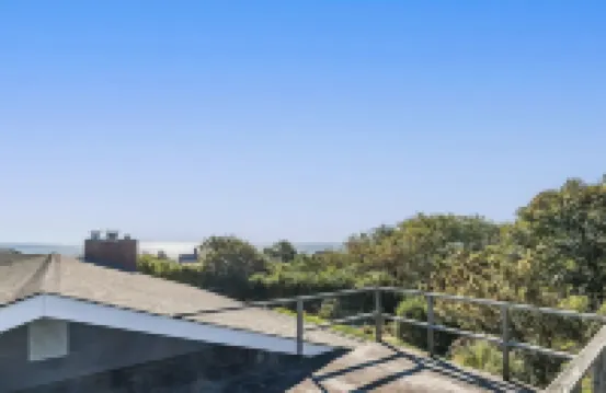 Delightful 4-bedroom house with VIEW in Montauk! LOCATION, LOCATION, LOCATION!!!