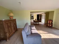 House in a green setting ideal for rest and relaxation 샹슬라드 호텔