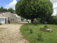 CHAI MISS TANTINE Hotels in Gemozac