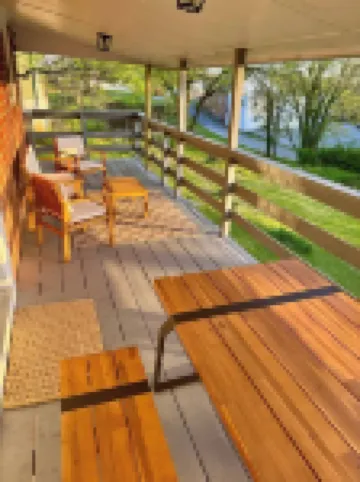 Walk to Downtown! Large Lux Home