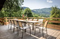 Cosy 5 bedroom chalet view Mont Blanc hot tub cosy fire amazing summer hikes