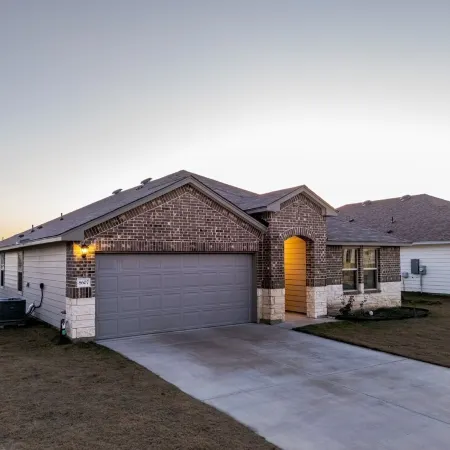 Brahma Plains- Modern, Clean and Ready!