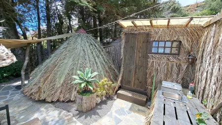 The Glamping, studio tent with bathroom, extra kitchen room, terrace.