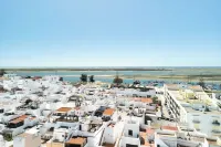 Casa das irmas. Typical Algarvian house in the center of town.