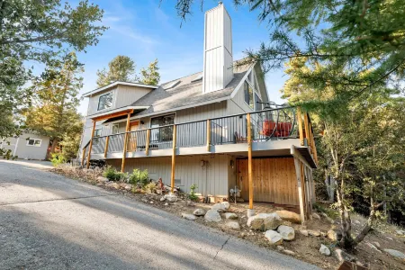 Chimney Peak Chalet #2048