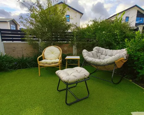 Modern & New • 3 Beds • 6 Guests Hotels in Upper Hutt City