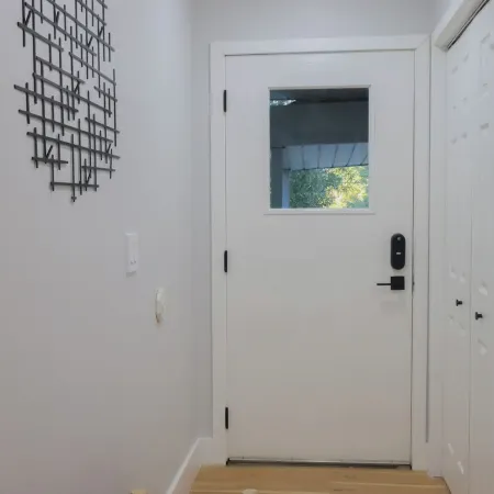 Beautiful 3-bedroom house by Sinks Canyon
