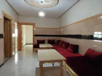Lovely 5-bedroom apartment with WiFi in Al Hoceima Hotels in Al Hoceïma