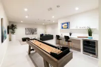 Luxury Retreat Universal Studios