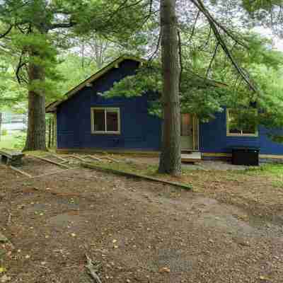 Muskoka Riverside Retreat on the Indian River in the heart of Port Carling Hotel Exterior