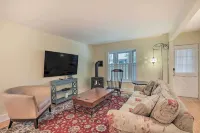 Charming Lambertville Retreat - 1 Mi to River! - Wifi