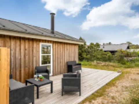 "Gyrial" - 950m from the Sea