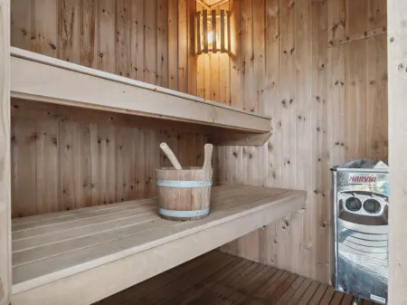 "Peder" - 950m from the Sea