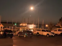 Leisure Inn - parking