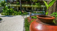 Mango Lodge Hotel dekat Pantai Selong Belanak
