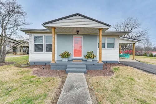 Charming Cave City Vacation Rental w/ Fire Pit! Hotels in Horse Cave