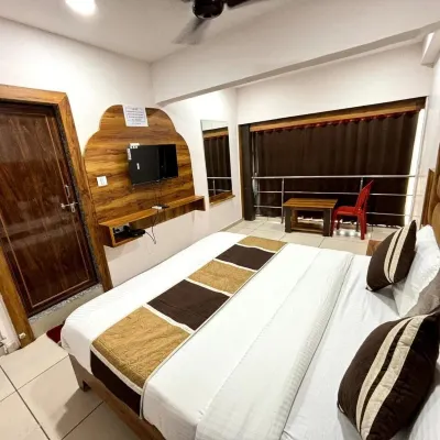 STAR HOTEL Hotels near Maninagar