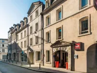 Ibis la Rochelle Centre Historique Hotels near Musee des Beaux-Arts