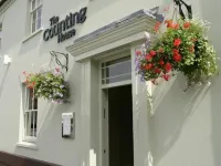 The Angel Hotel Hotels near Leamington Spa Tourist Information Centre