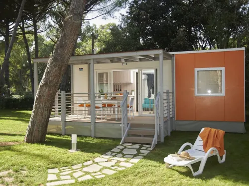 Chalet in Baia Domizia with Private Beach - Hytter