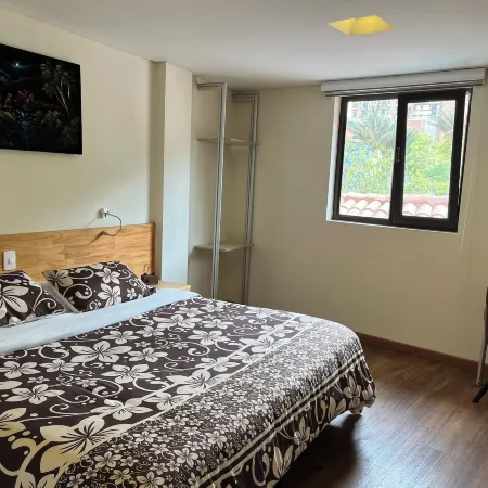 The Cranky Croc Hostel Отели рядом с достопримечательностью «Музей золота»