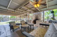 Kerrville Area Home w/ Outdoor Entertainment Space - Pet-friendly