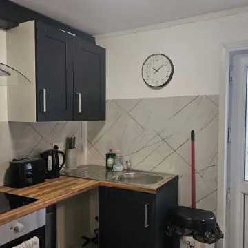 Cosy Studio in Heart of Bridgend