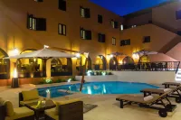 Costa del Sol Trujillo Centro - Pools