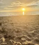 The Blue Tide House: Steps to Maui beaches + nearby eats