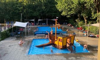 Chalet Near Loonse and Drunense Duinen