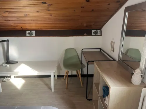 Bedroom + bathroom Hotels in Lescar